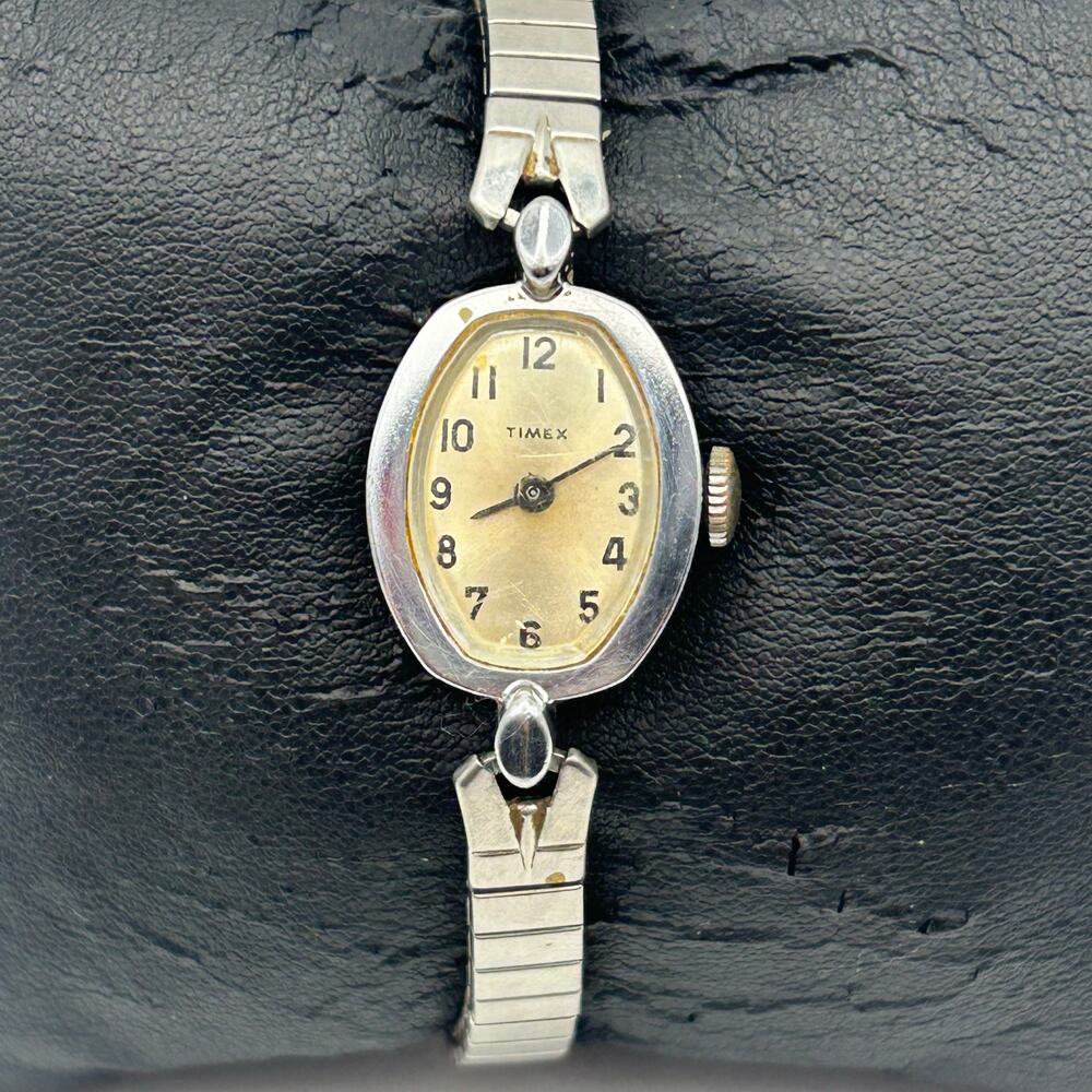 Vintage Timex Silver St. Steel Women’s Watch Working New Battery